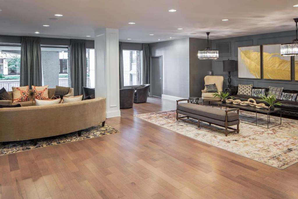 Charming Apartment At Crystal City With Amazing Amenities Arlington Zewnętrze zdjęcie